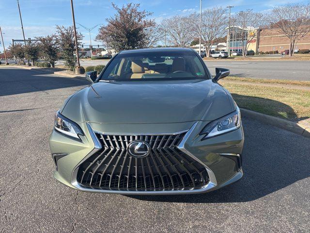 new 2025 Lexus ES 350 car, priced at $47,615