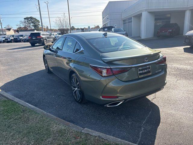 new 2025 Lexus ES 350 car, priced at $47,615