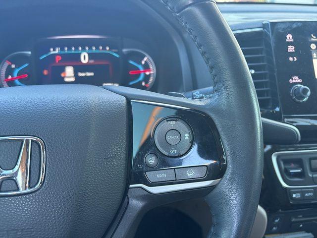 used 2022 Honda Pilot car, priced at $32,774