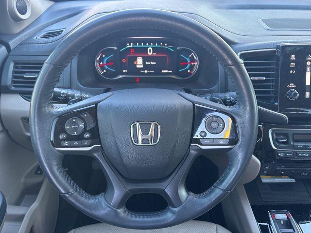 used 2022 Honda Pilot car, priced at $32,774