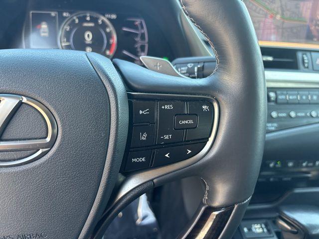 used 2020 Lexus ES 350 car, priced at $30,200