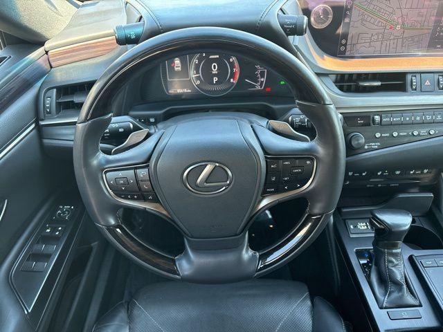 used 2020 Lexus ES 350 car, priced at $30,200
