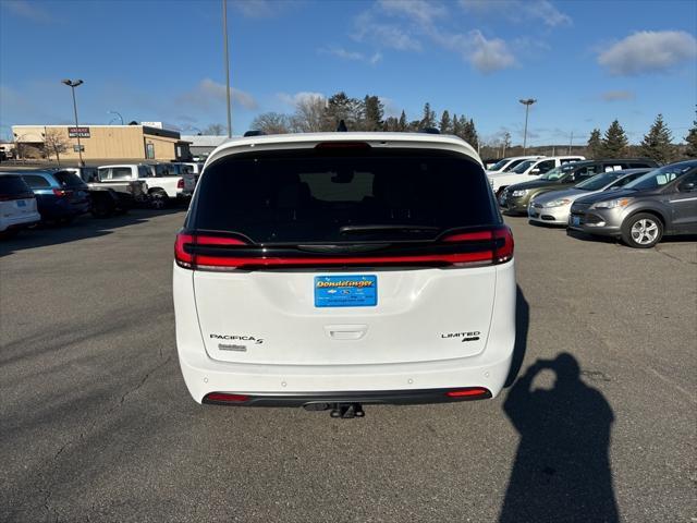 new 2024 Chrysler Pacifica car, priced at $56,025