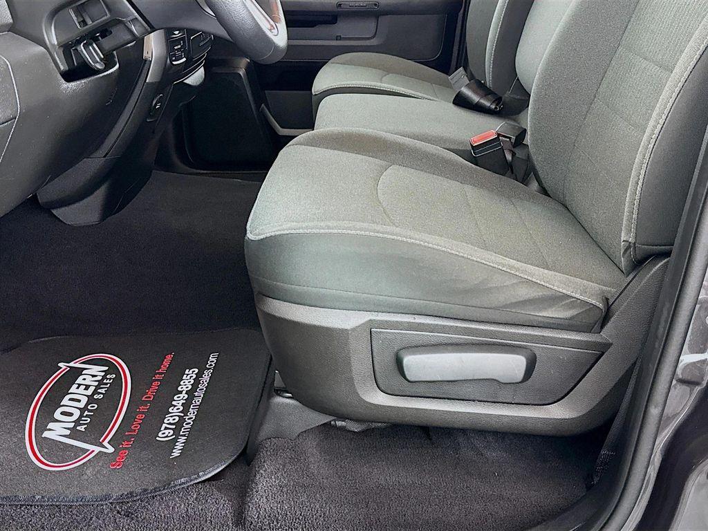 used 2022 Ram 1500 Classic car, priced at $32,500