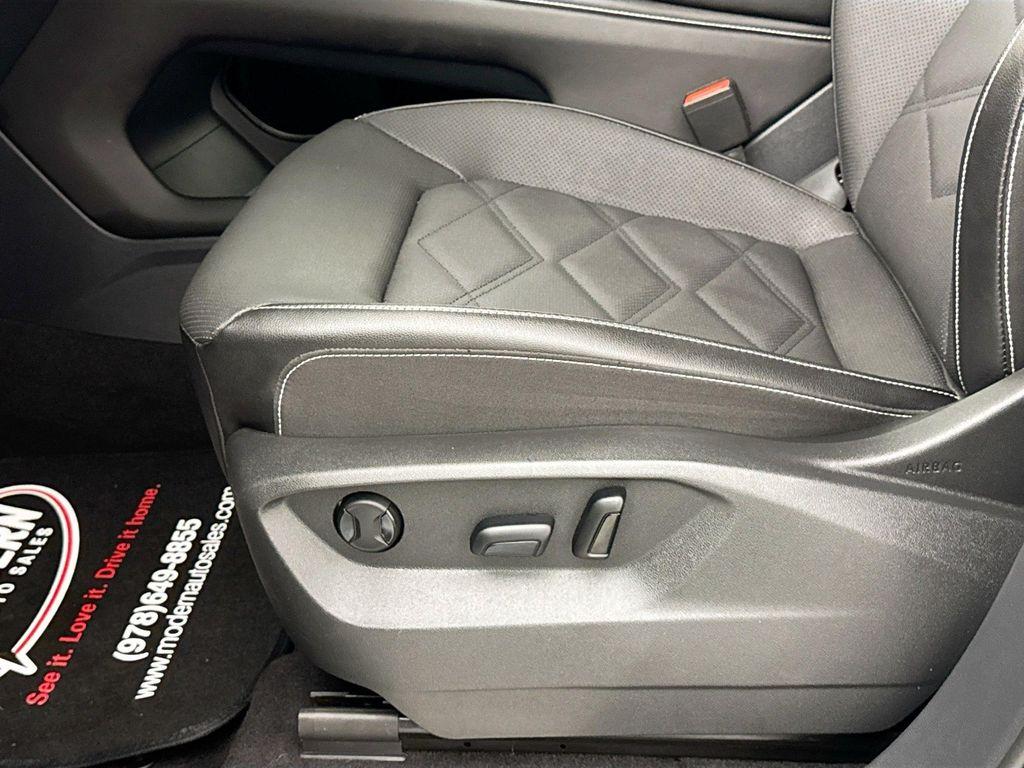 used 2024 Volkswagen Atlas car, priced at $34,650