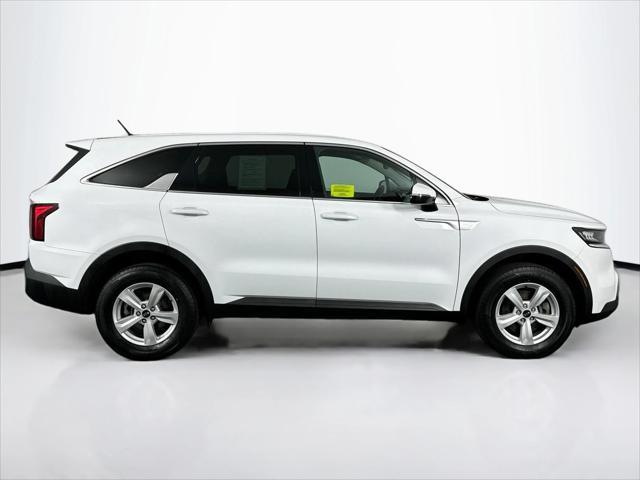used 2021 Kia Sorento car, priced at $22,480