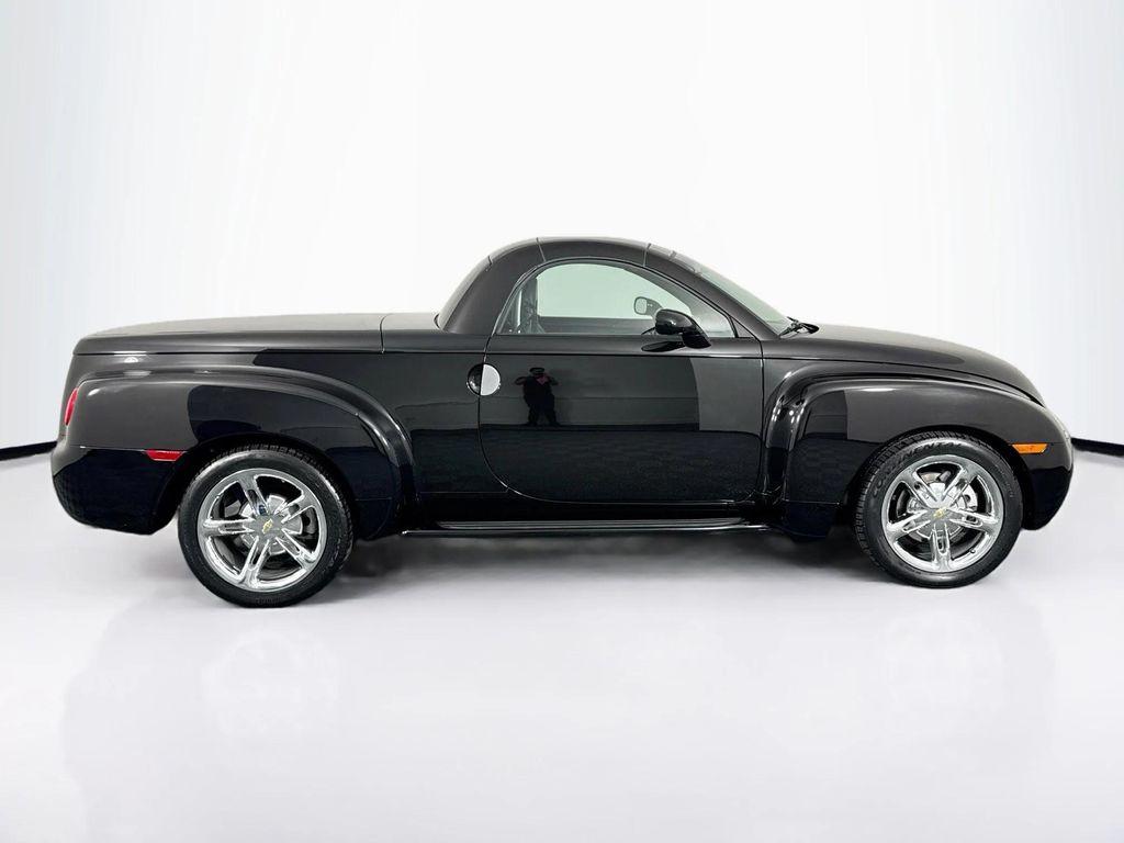 used 2005 Chevrolet SSR car, priced at $31,500