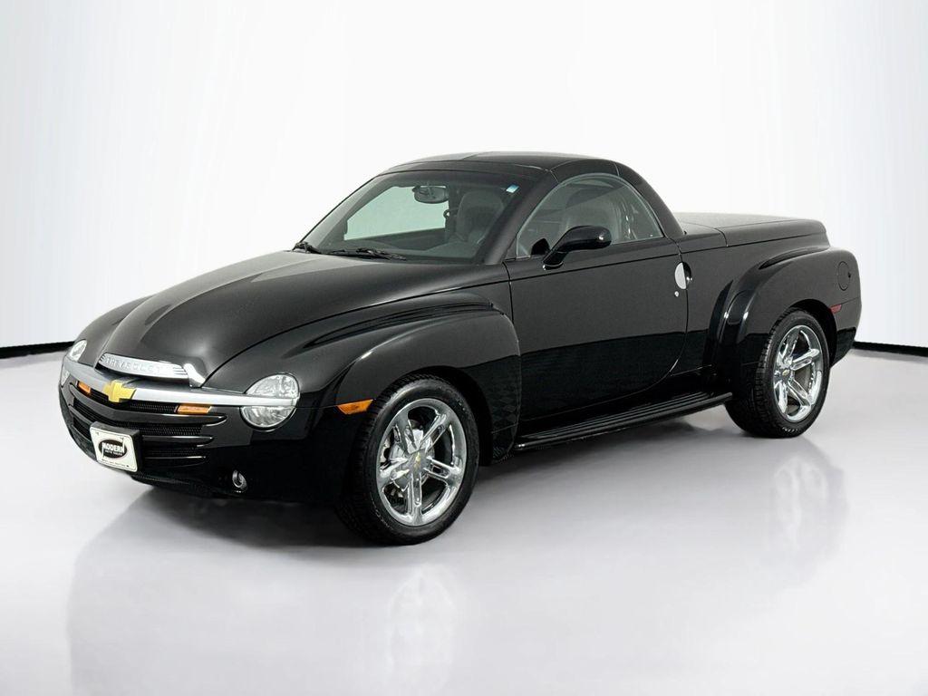 used 2005 Chevrolet SSR car, priced at $31,500
