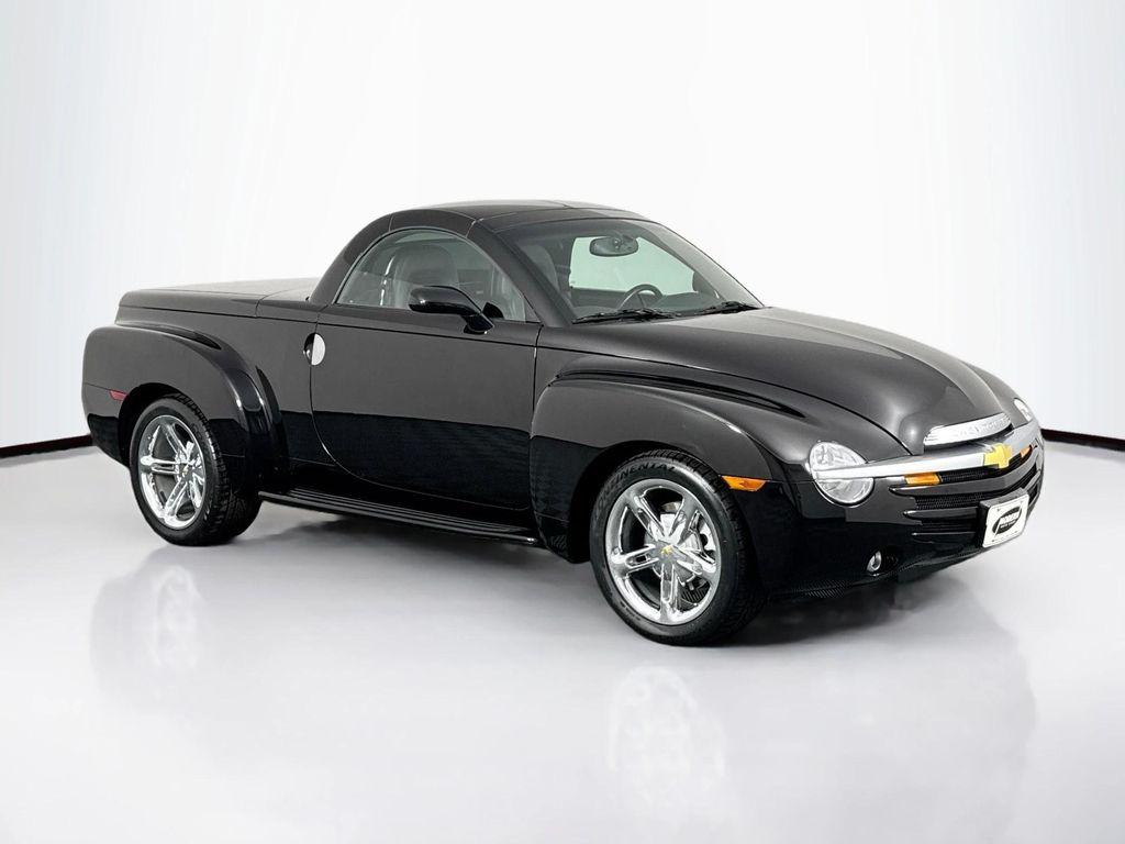 used 2005 Chevrolet SSR car, priced at $31,500