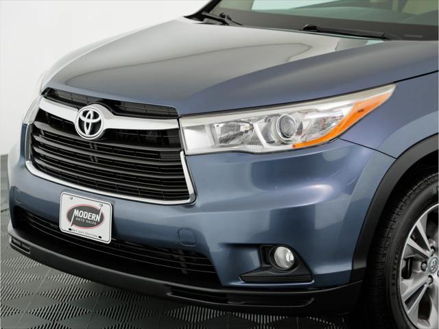 used 2014 Toyota Highlander car, priced at $19,980