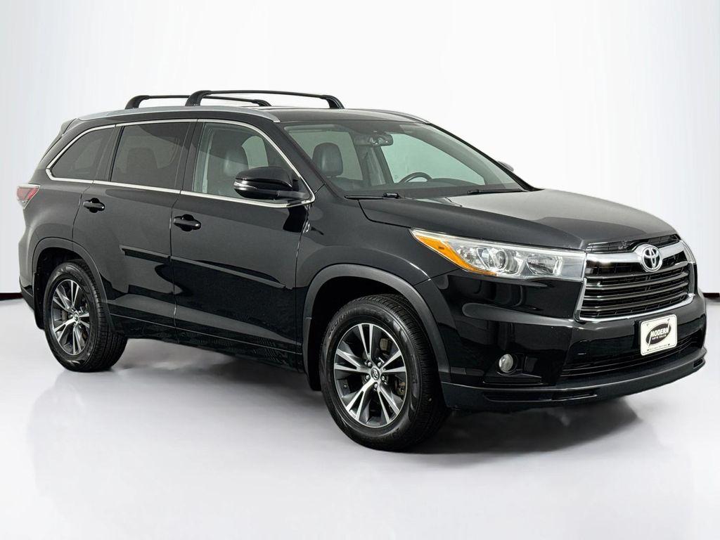 used 2016 Toyota Highlander car, priced at $20,980