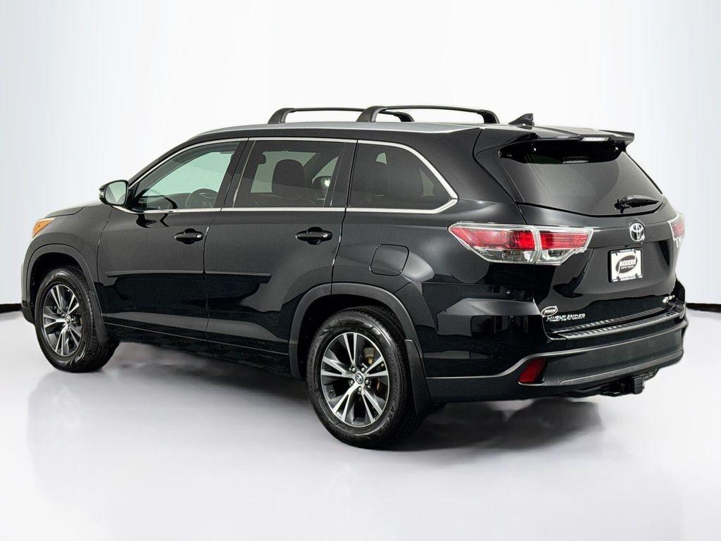 used 2016 Toyota Highlander car, priced at $20,980