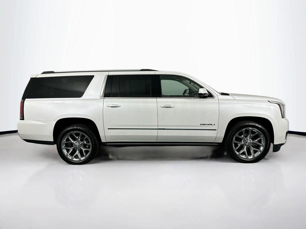 used 2020 GMC Yukon XL car, priced at $35,980