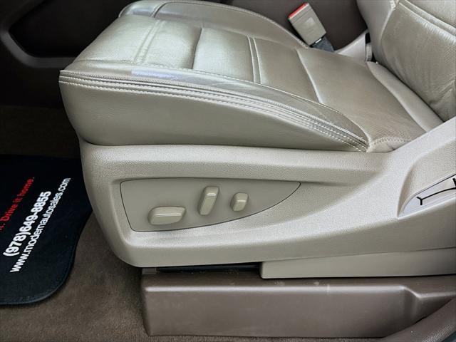 used 2020 GMC Yukon XL car, priced at $36,500