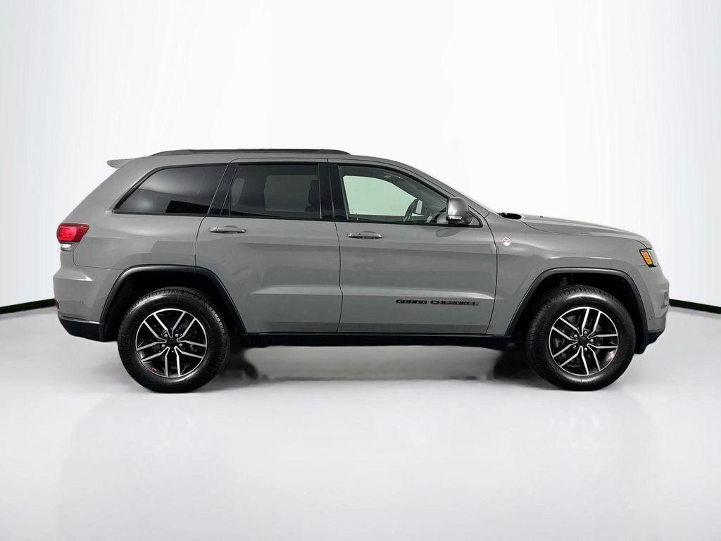 used 2021 Jeep Grand Cherokee car, priced at $28,980
