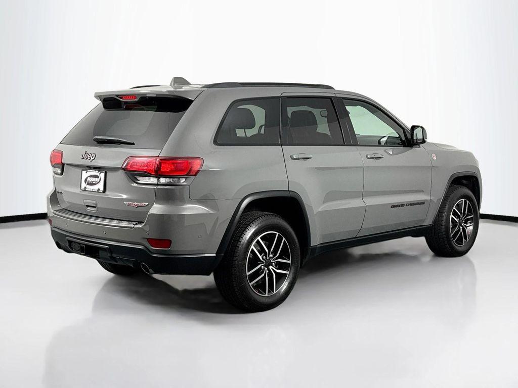 used 2021 Jeep Grand Cherokee car, priced at $28,980