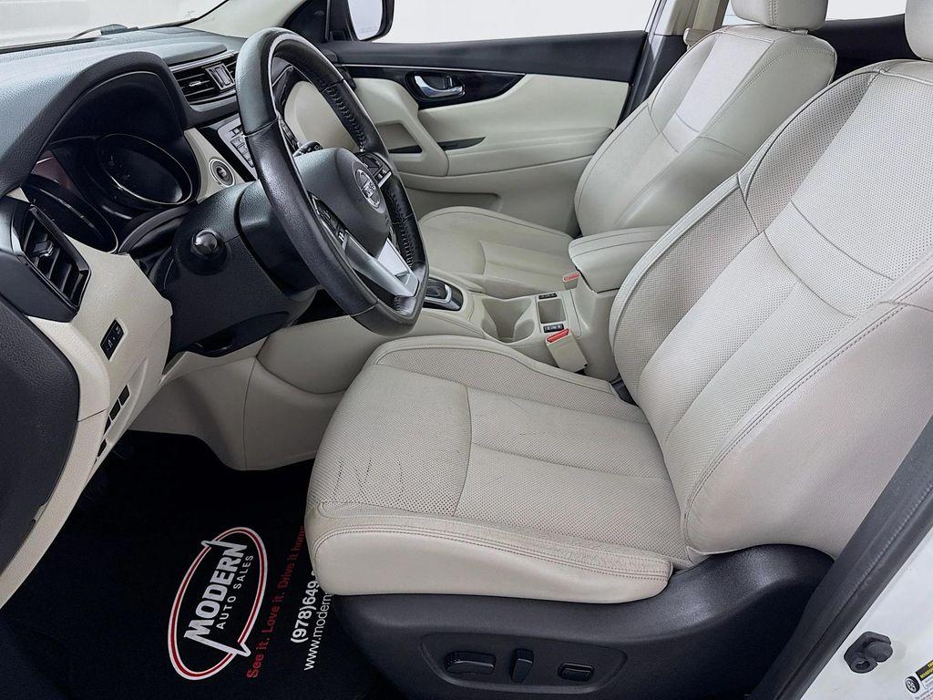 used 2018 Nissan Rogue Sport car, priced at $18,980