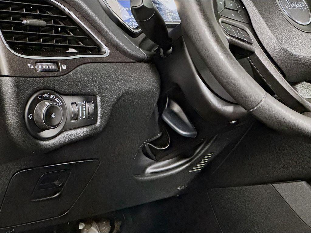 used 2021 Jeep Cherokee car, priced at $24,350