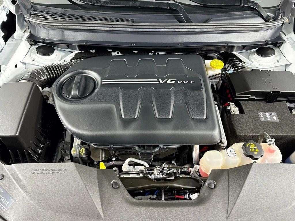 used 2022 Jeep Cherokee car, priced at $27,980