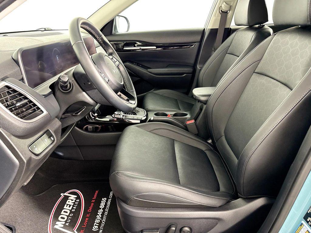 used 2024 Kia Seltos car, priced at $26,380