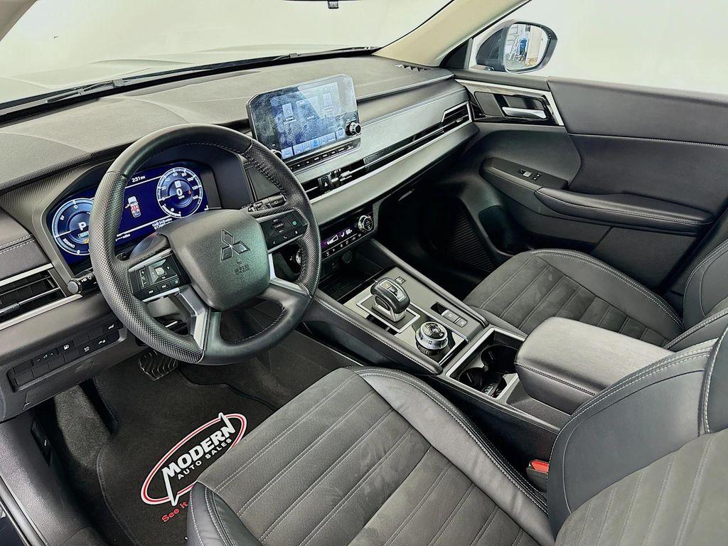 used 2023 Mitsubishi Outlander PHEV car, priced at $28,980