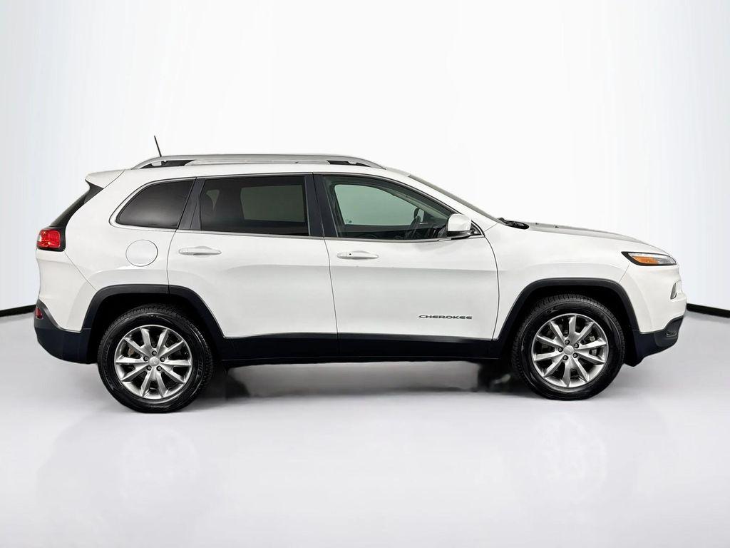 used 2018 Jeep Cherokee car, priced at $18,980