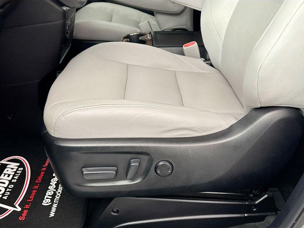 used 2017 Toyota Sienna car, priced at $32,980
