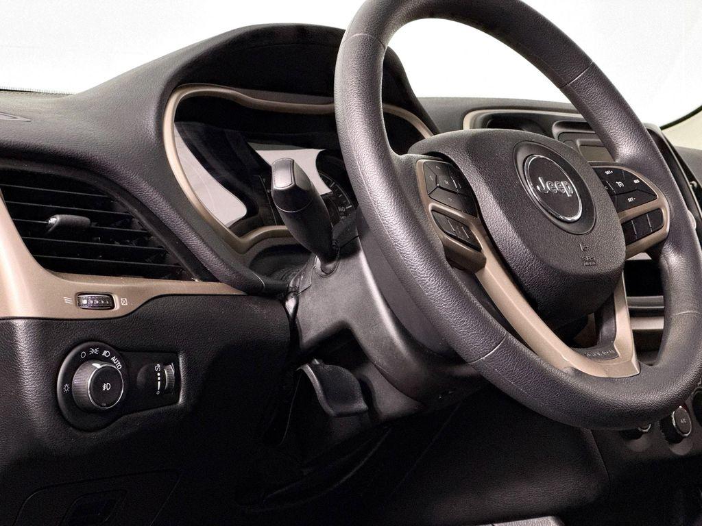 used 2018 Jeep Cherokee car, priced at $13,500