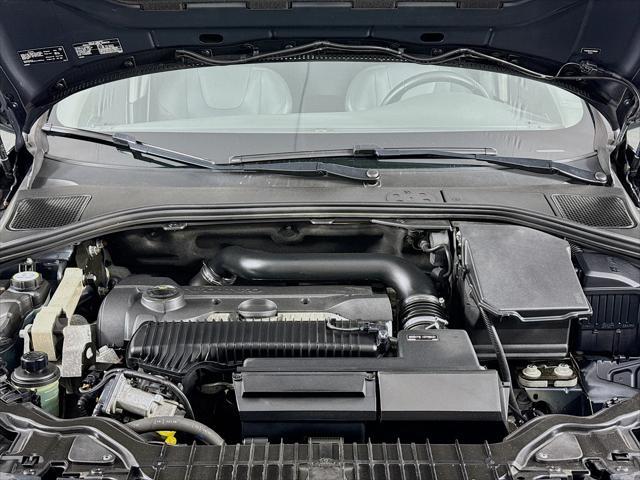 used 2015 Volvo V60 Cross Country car, priced at $15,980