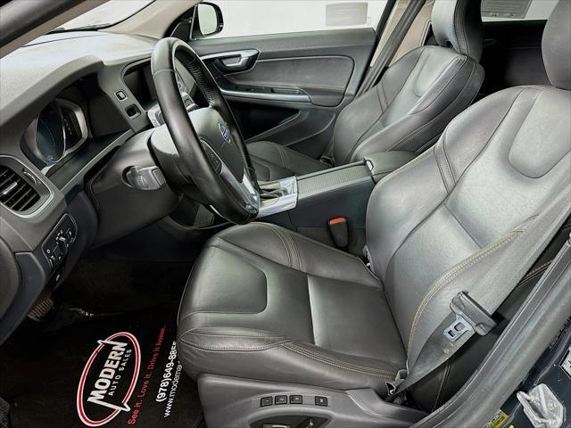 used 2015 Volvo V60 Cross Country car, priced at $15,980