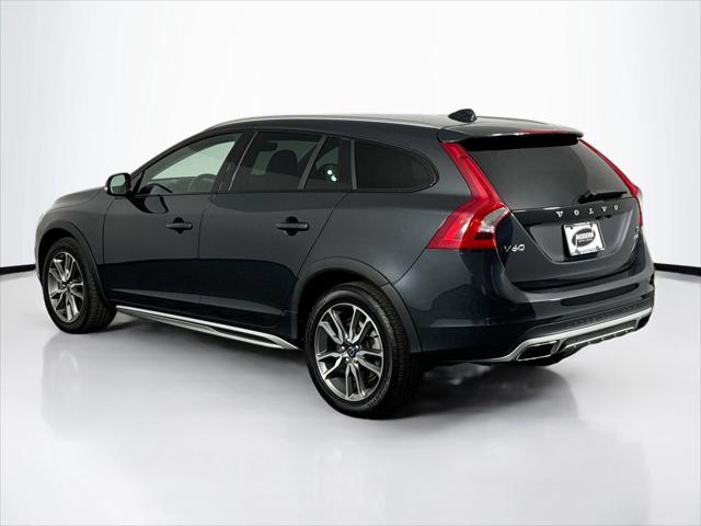 used 2015 Volvo V60 Cross Country car, priced at $15,980