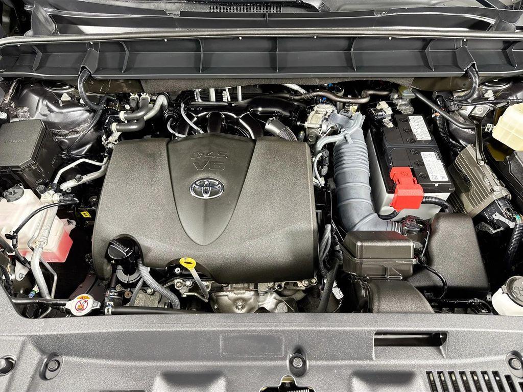 used 2022 Toyota Highlander car, priced at $34,980