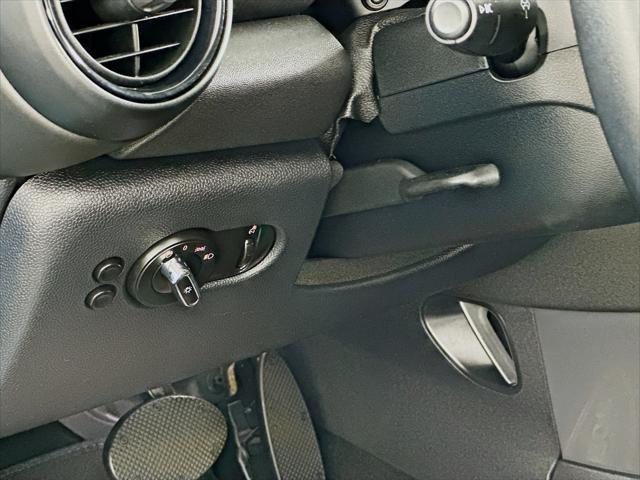 used 2018 MINI Hardtop car, priced at $17,880