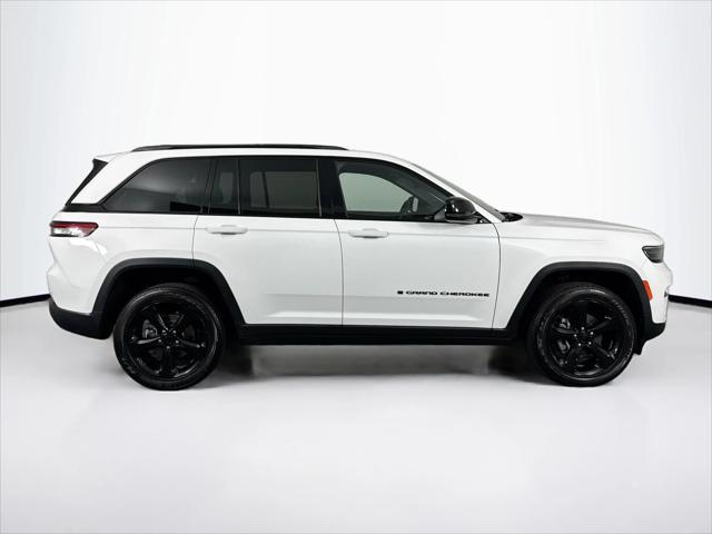 used 2023 Jeep Grand Cherokee car, priced at $34,980