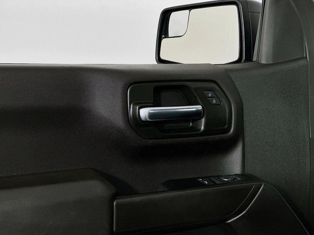 used 2024 Chevrolet Silverado 1500 car, priced at $31,980