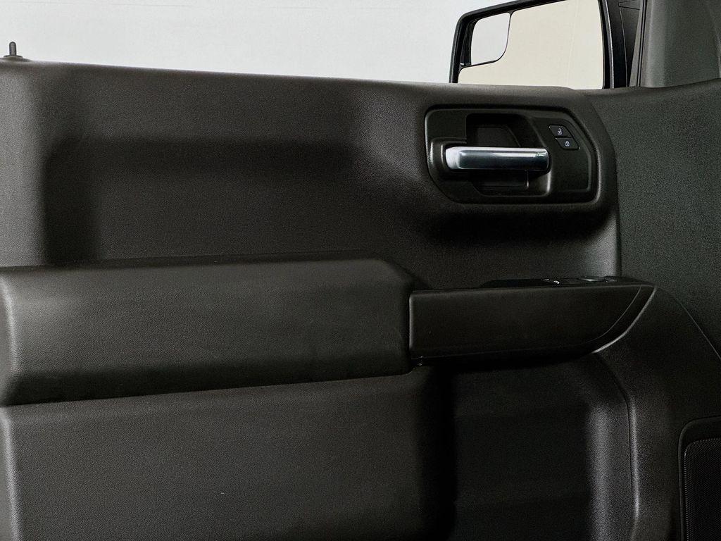 used 2024 Chevrolet Silverado 1500 car, priced at $31,980