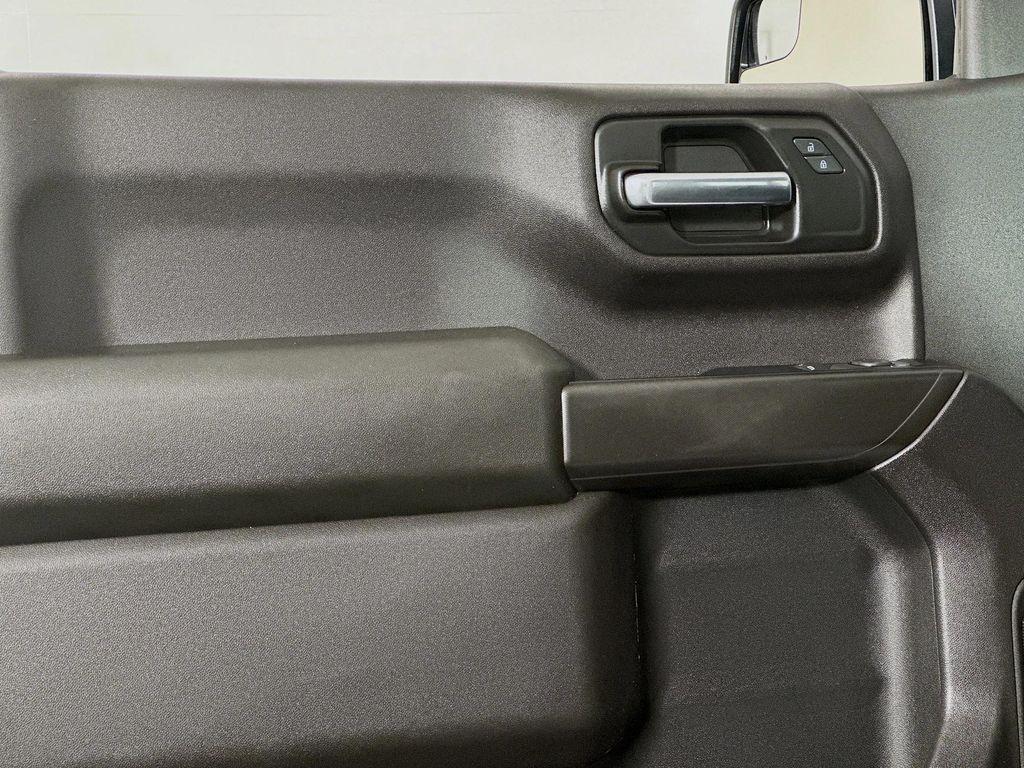 used 2024 Chevrolet Silverado 1500 car, priced at $29,980