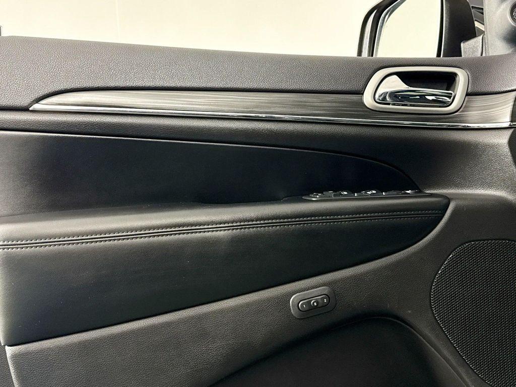 used 2019 Jeep Grand Cherokee car, priced at $16,980