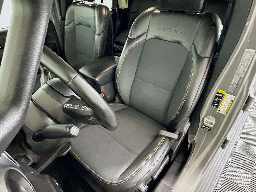 used 2021 Jeep Gladiator car, priced at $32,650