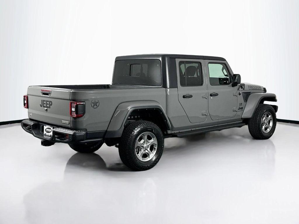 used 2021 Jeep Gladiator car, priced at $32,650