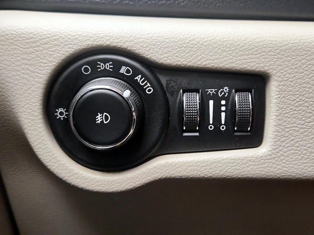 used 2018 Chrysler Pacifica Hybrid car, priced at $27,998