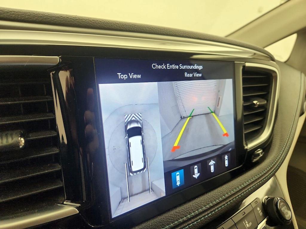 used 2018 Chrysler Pacifica Hybrid car, priced at $27,998