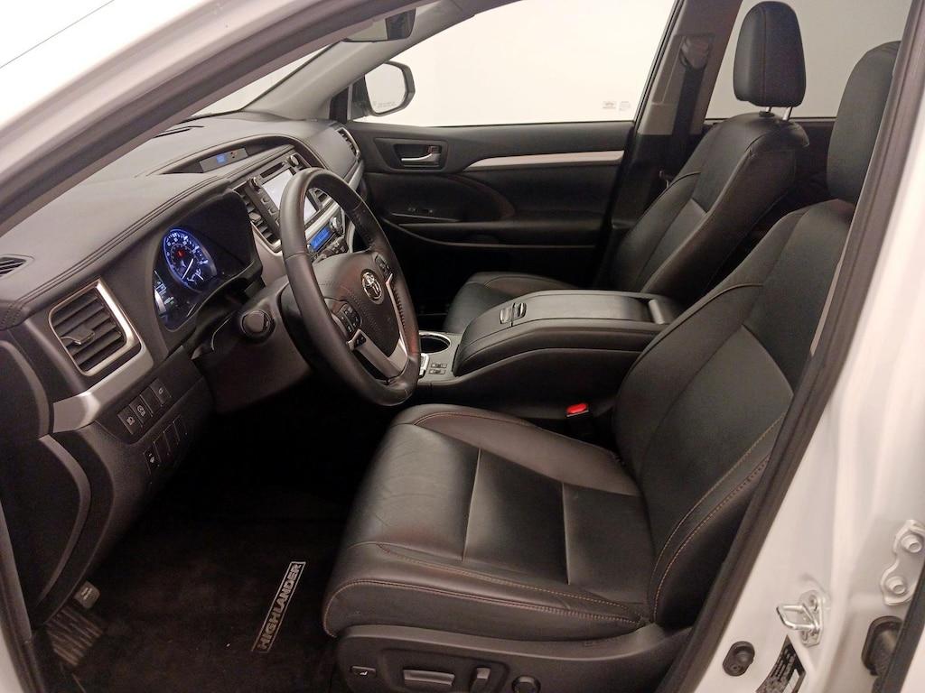 used 2019 Toyota Highlander car, priced at $31,998
