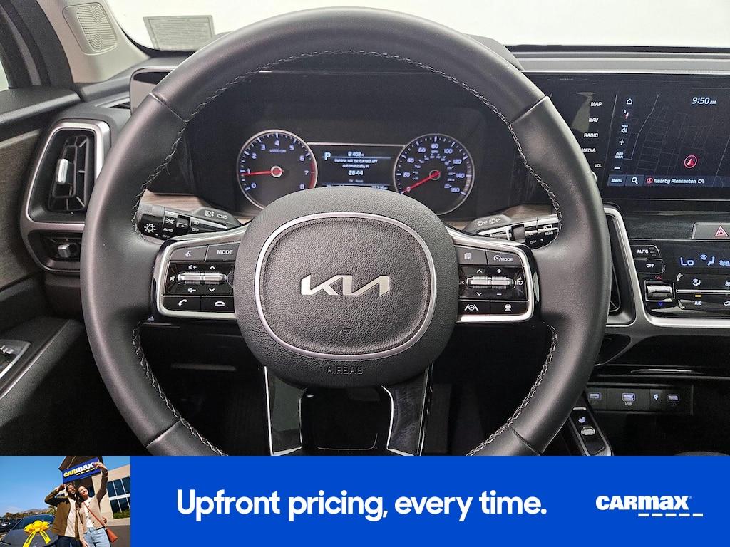 used 2023 Kia Sorento car, priced at $31,998