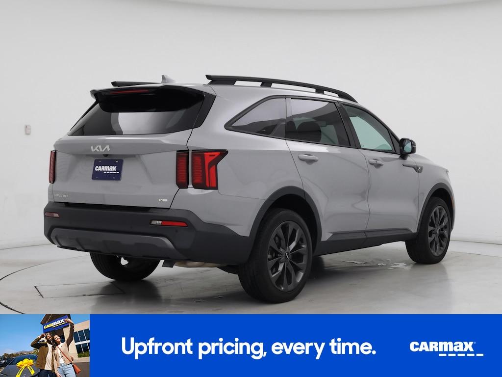 used 2023 Kia Sorento car, priced at $31,998