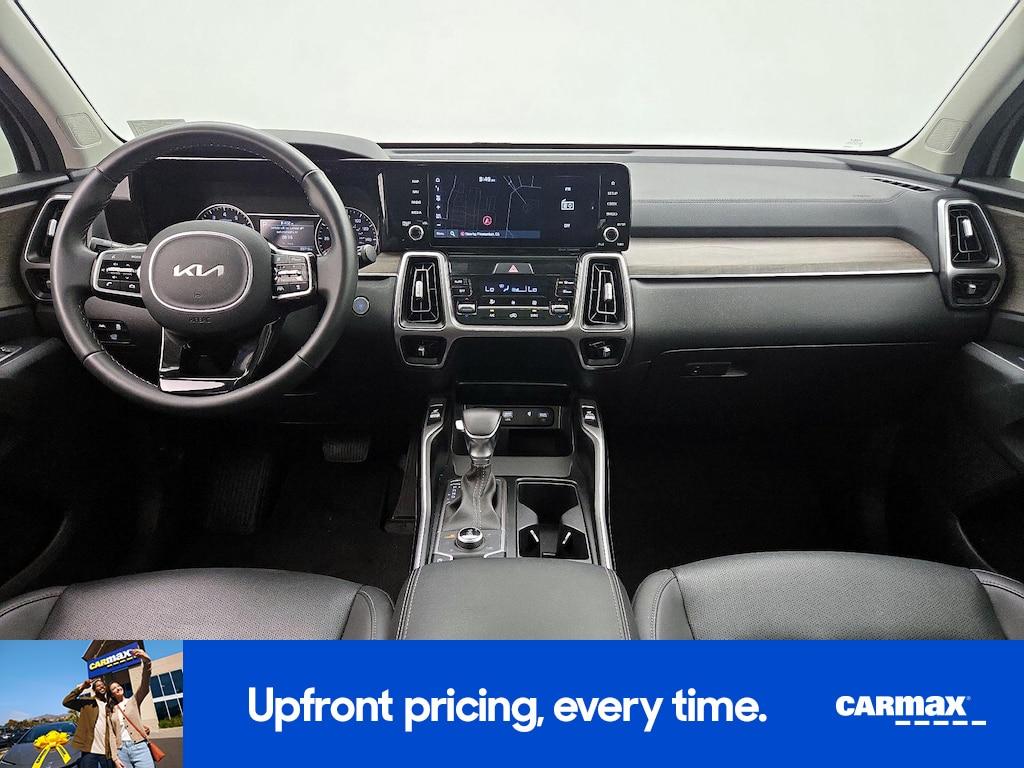 used 2023 Kia Sorento car, priced at $31,998