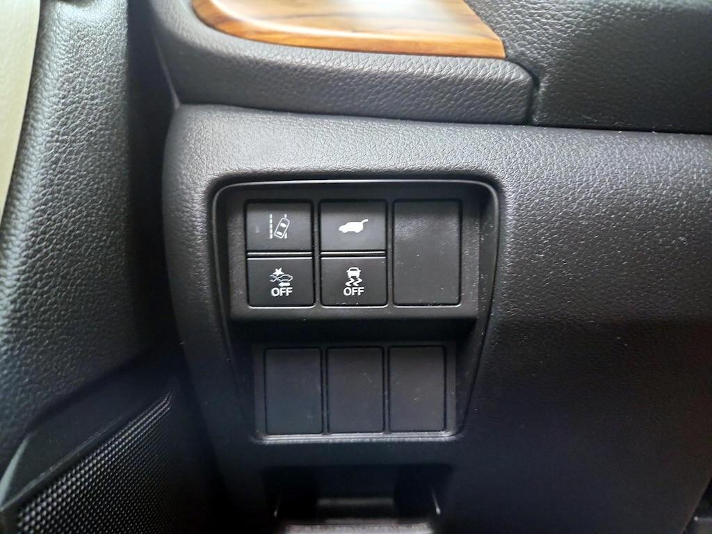 used 2020 Honda CR-V car, priced at $27,998