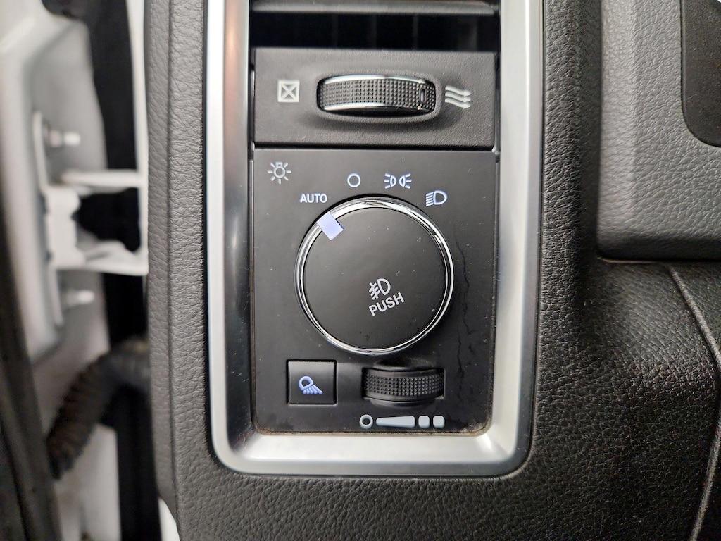 used 2019 Ram 1500 Classic car, priced at $27,998