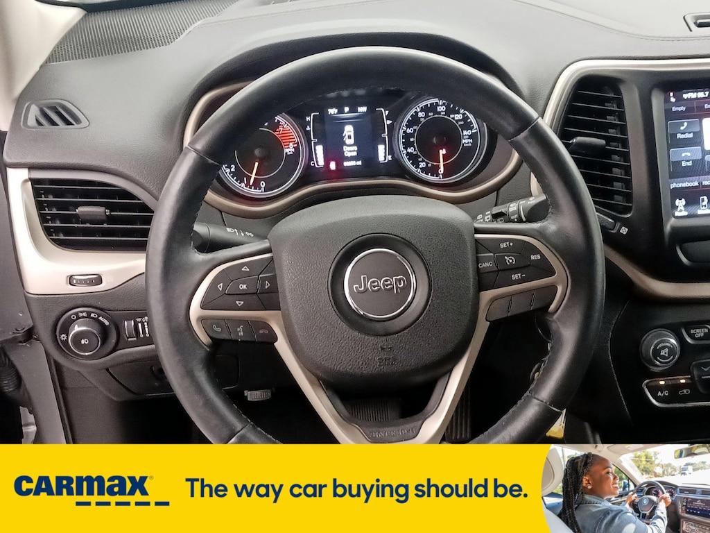 used 2016 Jeep Cherokee car, priced at $13,998