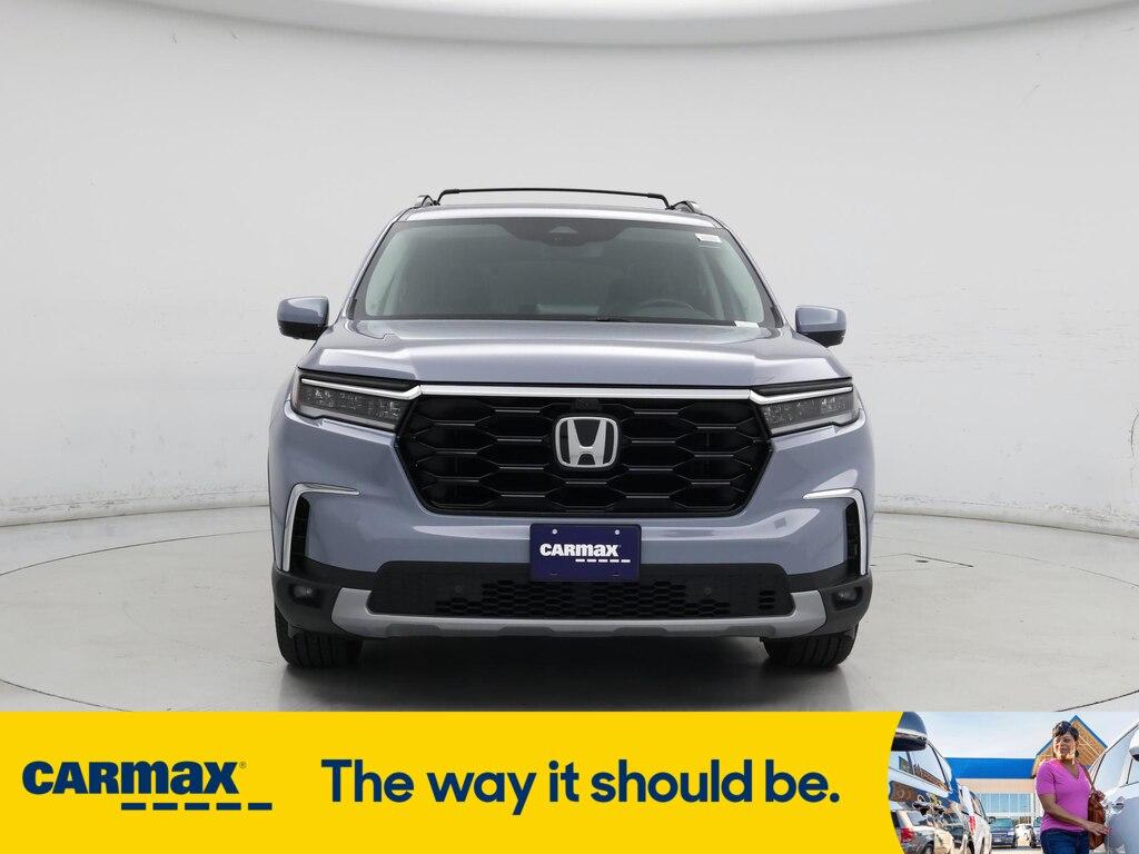 used 2025 Honda Pilot car, priced at $46,998